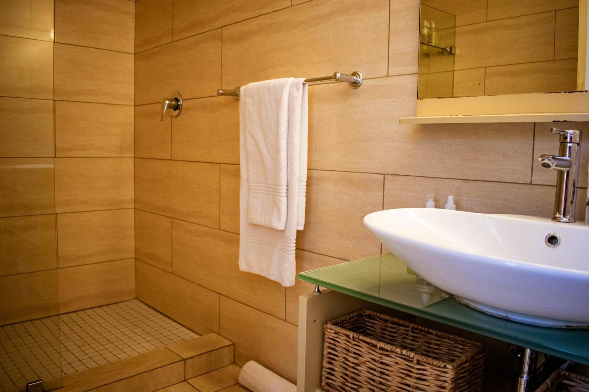 5 Seasons Guest House ステレンボッシュ エクステリア 写真